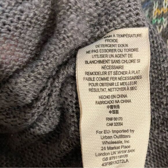 Free People Embroidered Knit Gray Green Boho Sweater Size Large - Picture 6 of 7